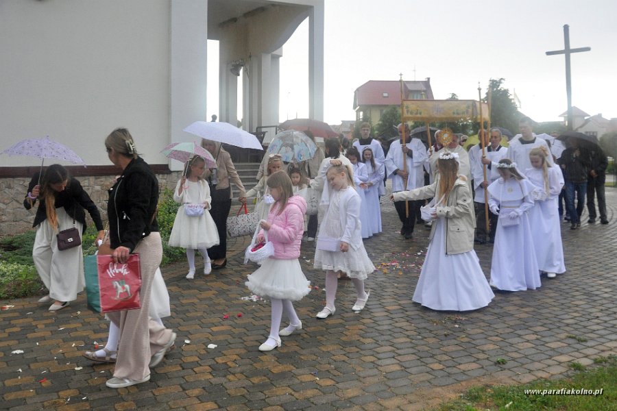 47 Procesja eucharystyczna.jpg